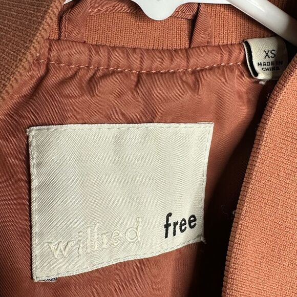 Aritzia Wilfred Free Pink Avion Bomber Jacket womens size XS - Picture 6 of 8